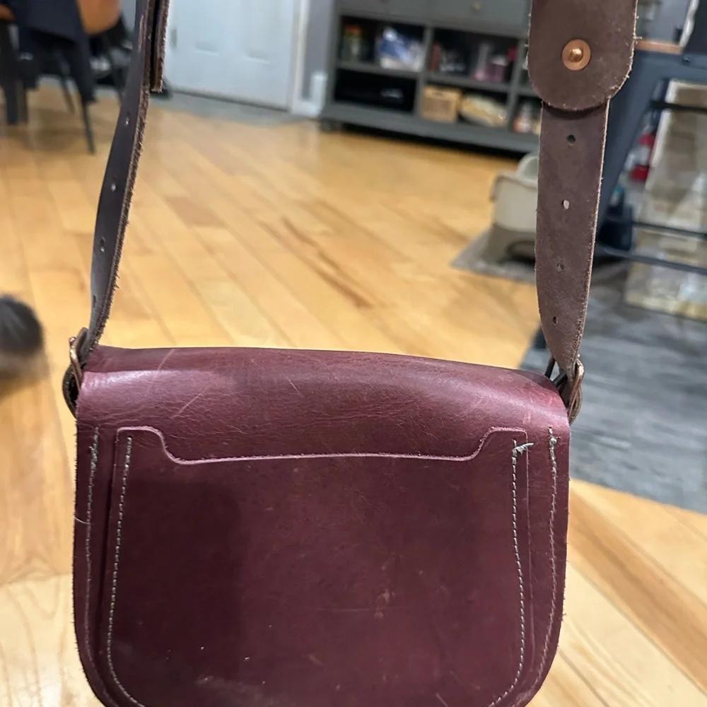 Bergamot+Amor The Craftsbury Common Burgundy Leather Saddle Bag - Picture 5 of 16